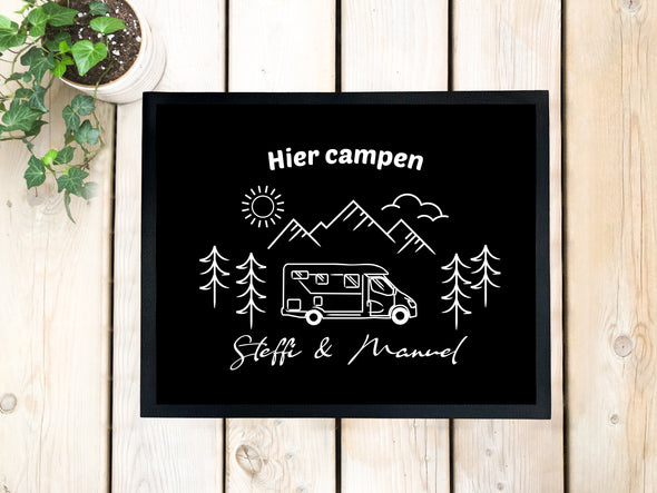 Fußmatte "Hier campen" personalisiert